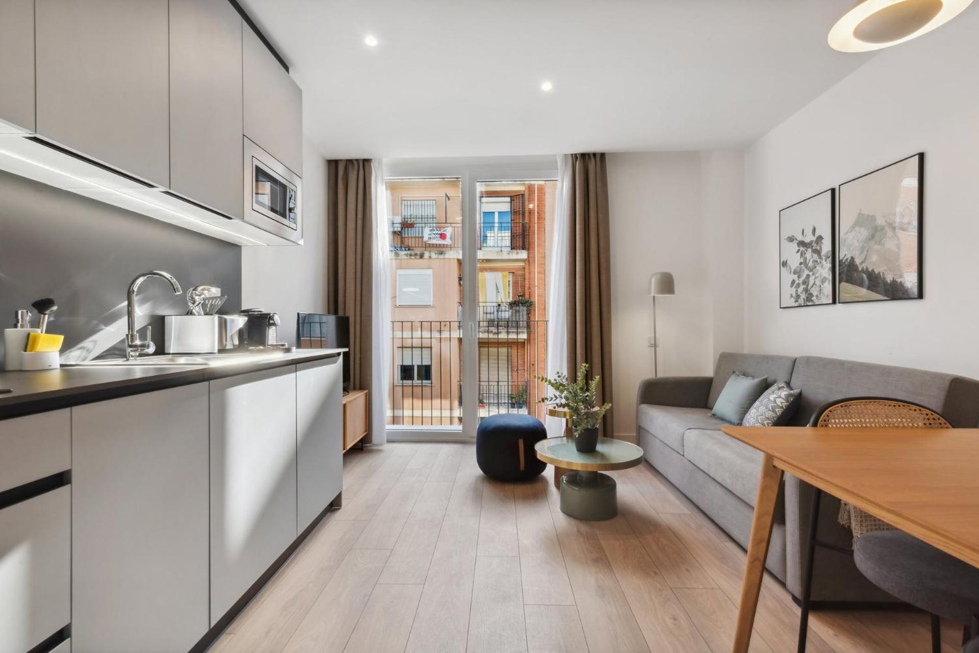 Limehome Valencia Carrer Del Pare Palau I Quer מראה חיצוני תמונה