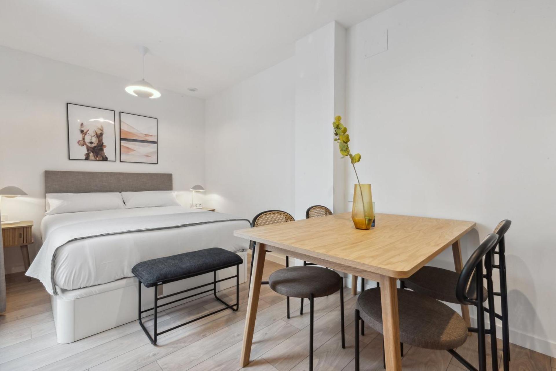 Limehome Valencia Carrer Del Pare Palau I Quer חדר תמונה
